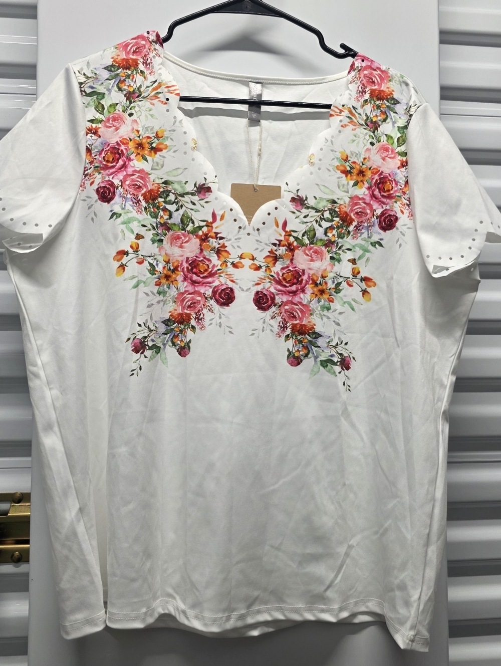 White Floral V-Neck Top Blouse Boho Chic Cottagecore Casual Size Women XL